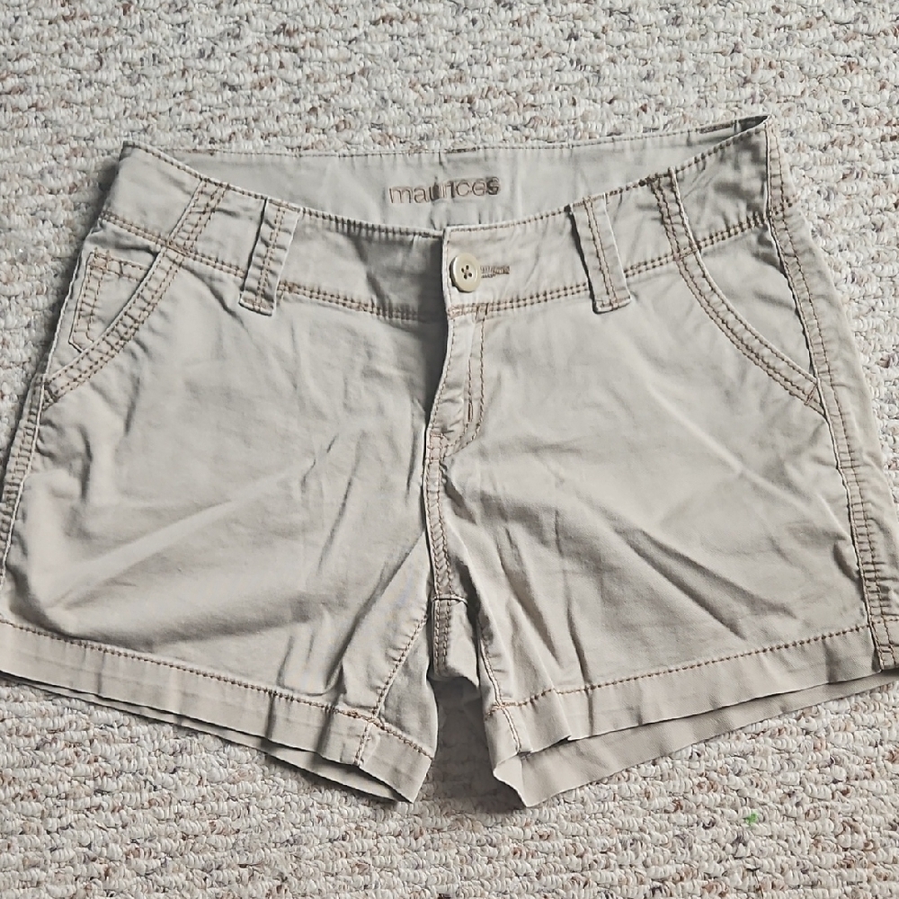 Maurices Women's Beige Cargo Shorts